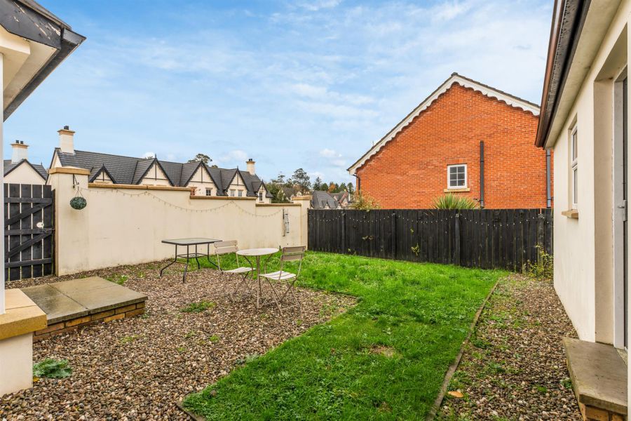 35 Tullynagardy Lane