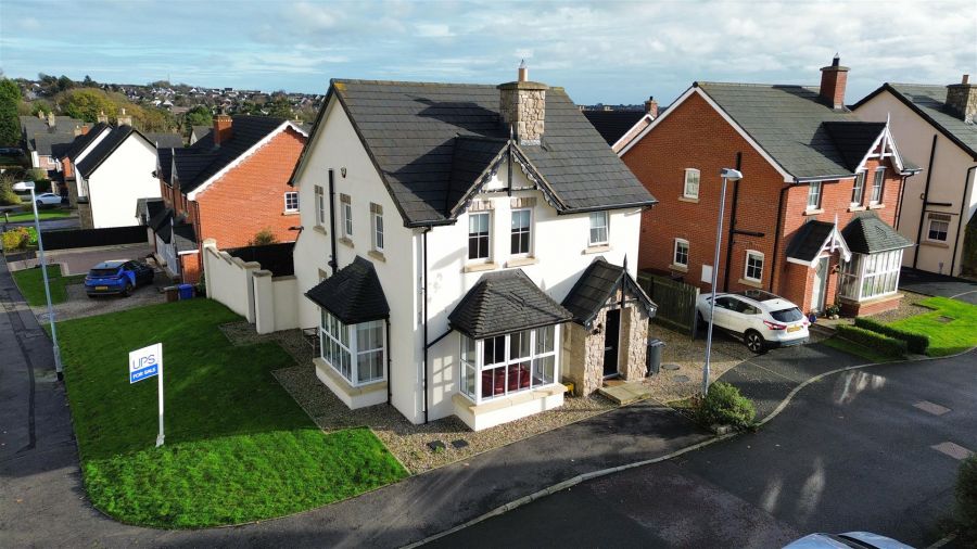 35 Tullynagardy Lane