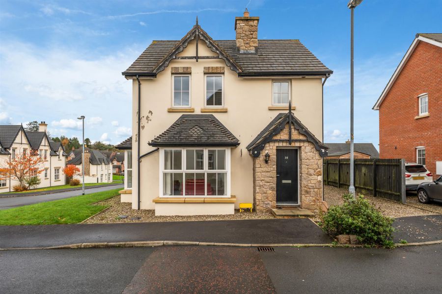 35 Tullynagardy Lane