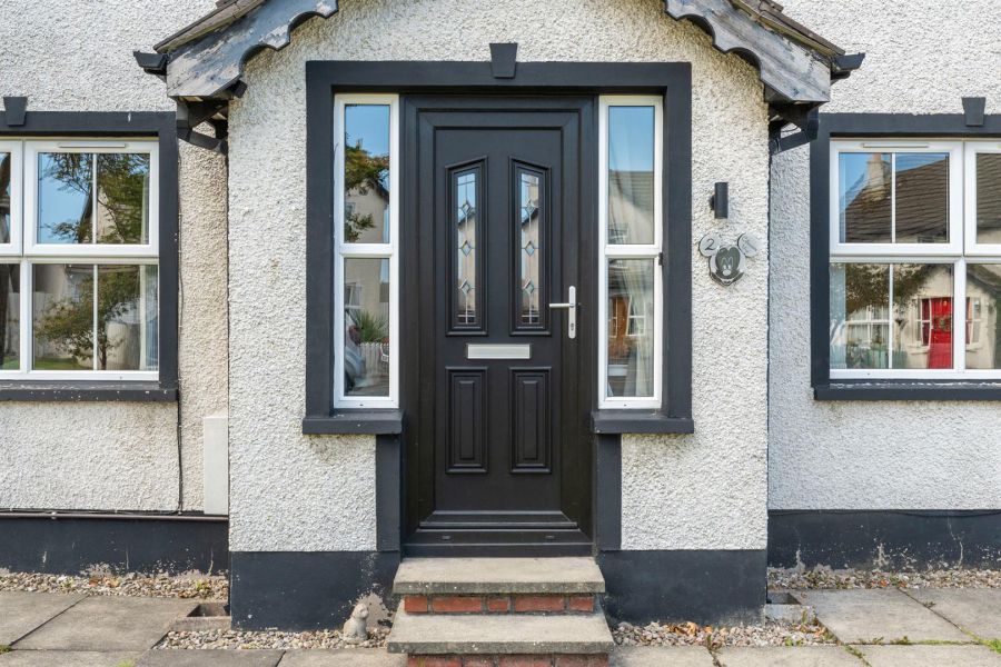 2 Cairndore Vale