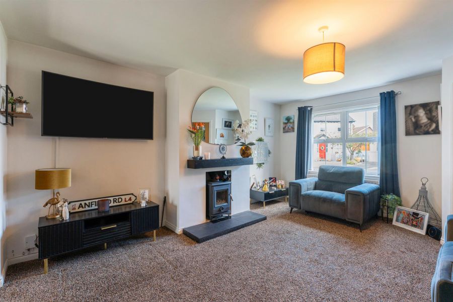 2 Cairndore Vale