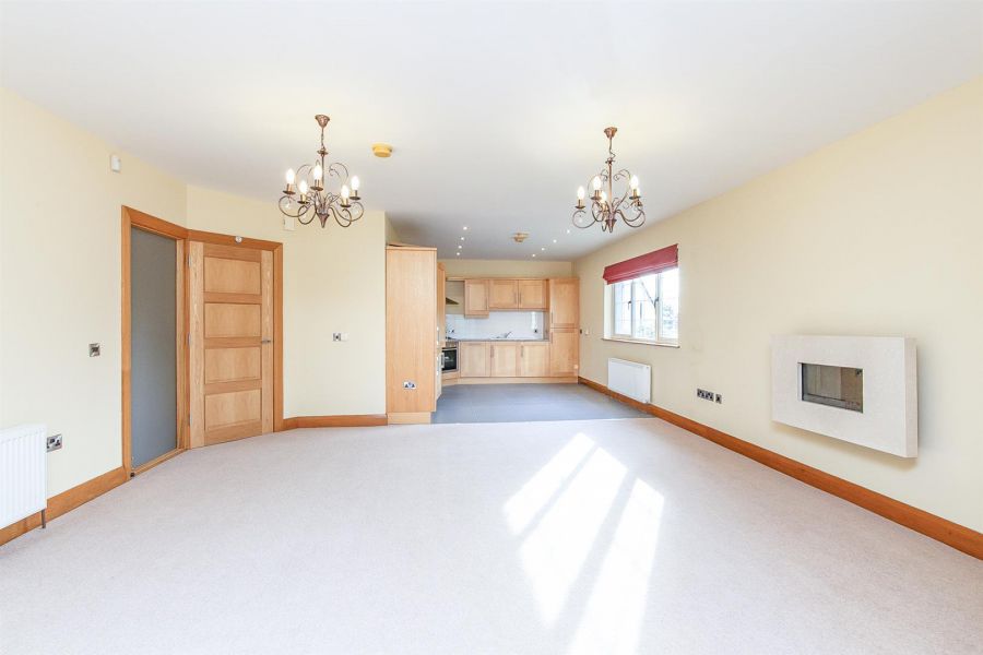 6 Ardnavalley Avenue