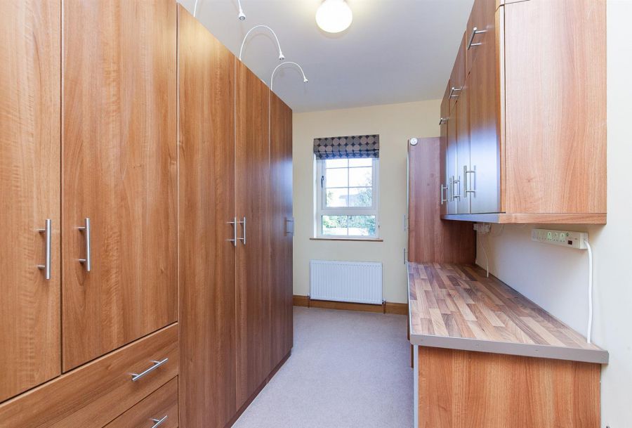 6 Ardnavalley Avenue