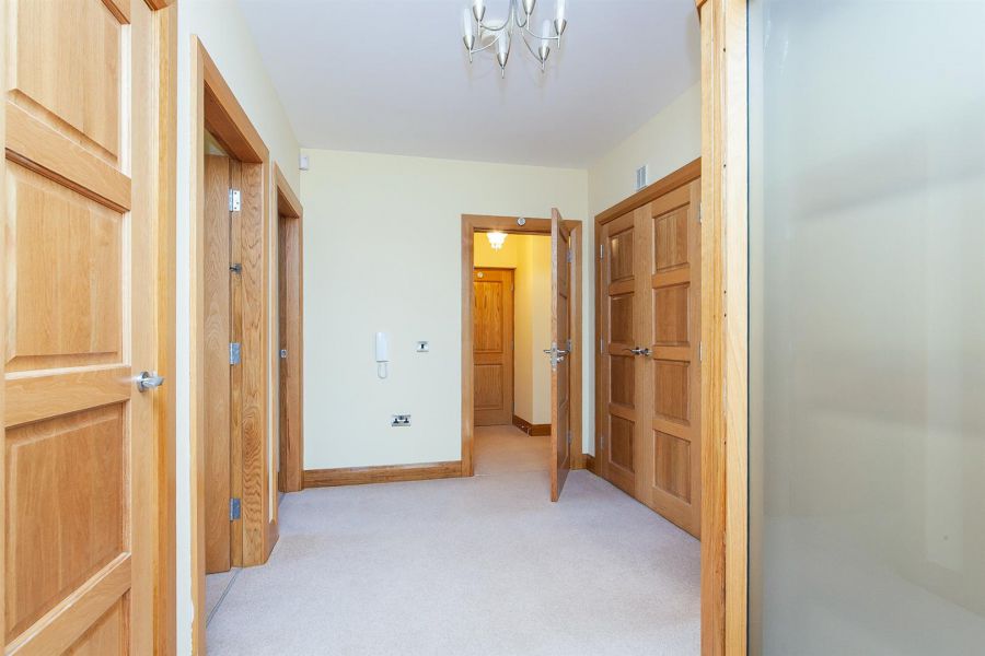 6 Ardnavalley Avenue
