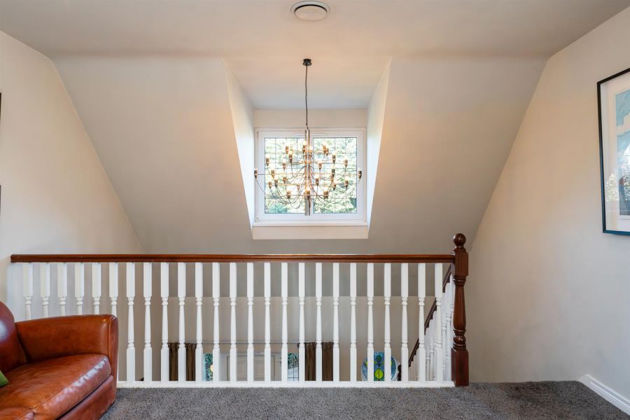 17 Manor Park