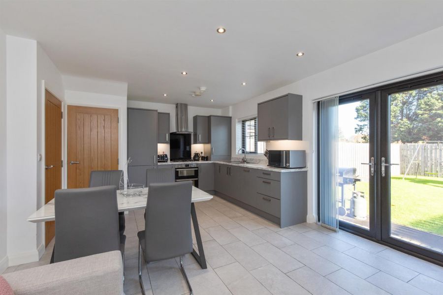5 Blackrock Avenue 5 Blackrock Avenue