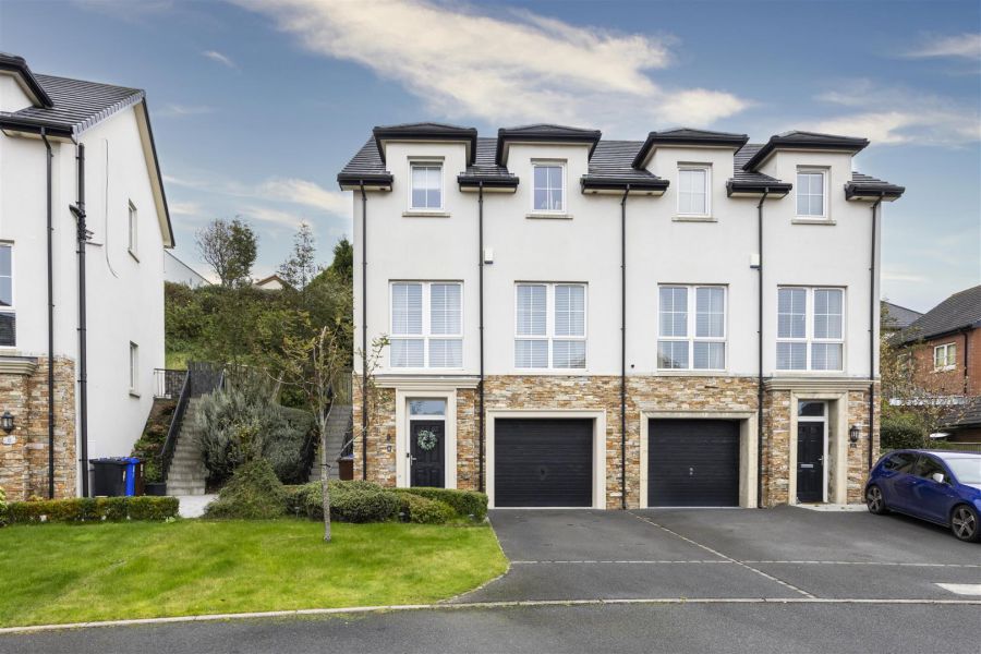 6 Blackwood Crescent