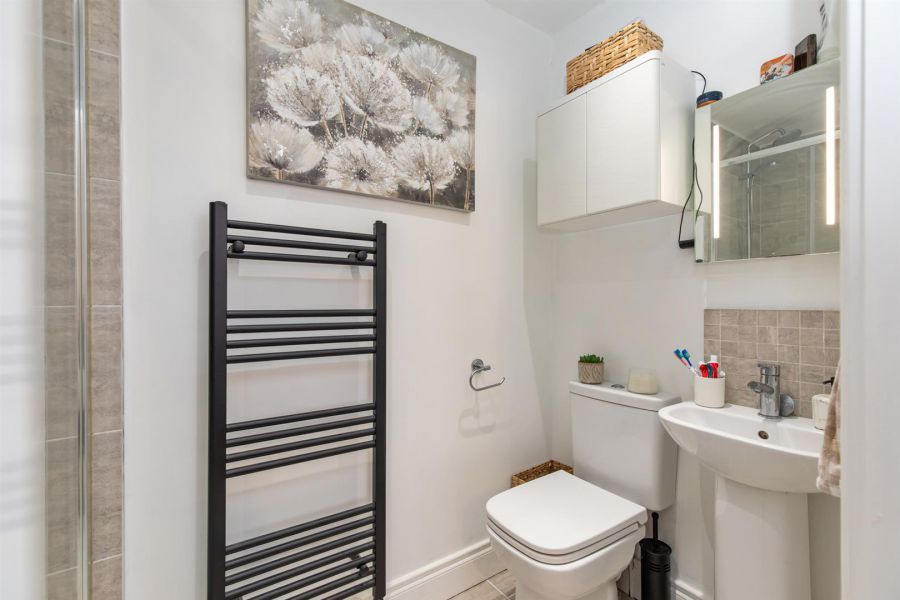 6 Blackwood Crescent