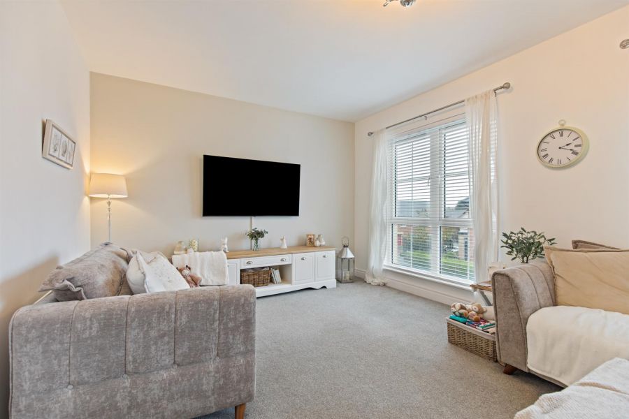 6 Blackwood Crescent