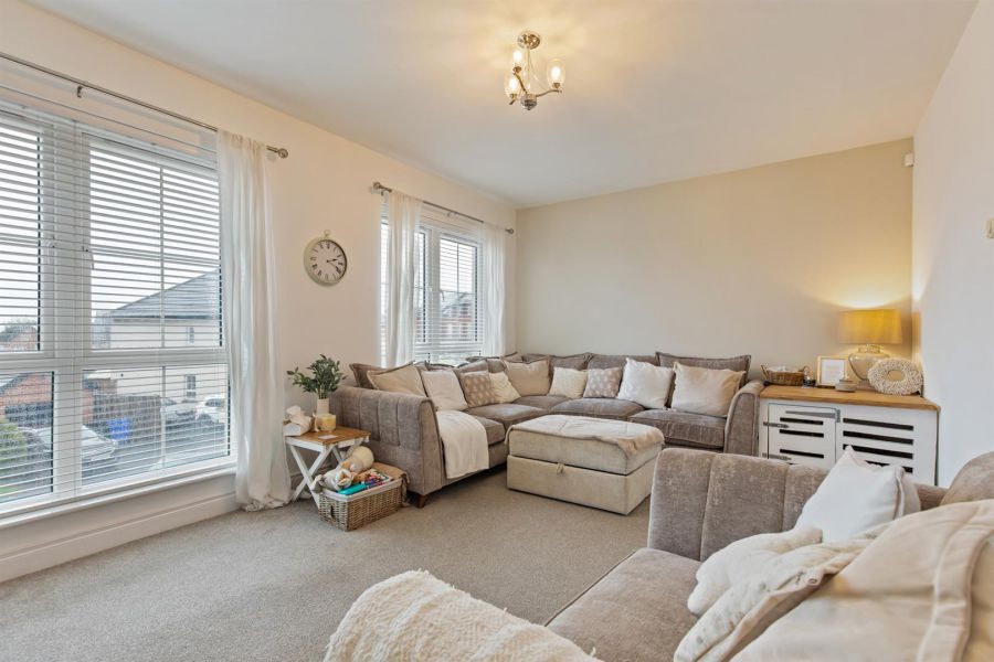 6 Blackwood Crescent