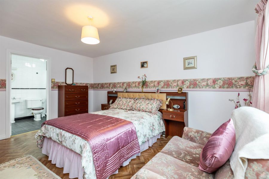 12A Manse Road 12A Manse Road