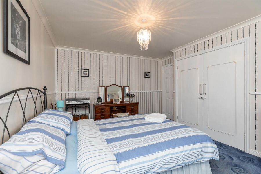 12A Manse Road 12A Manse Road