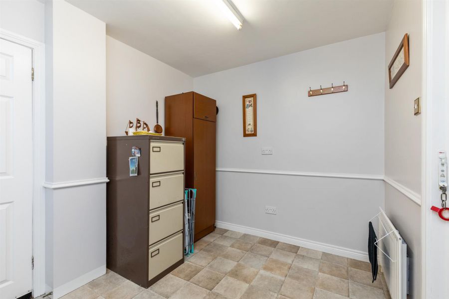 12A Manse Road 12A Manse Road