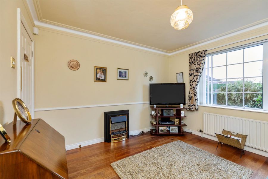 12A Manse Road 12A Manse Road