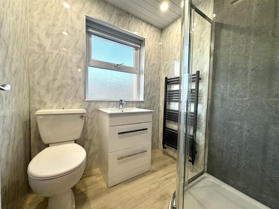 10 Thornleigh, Ringneill Road