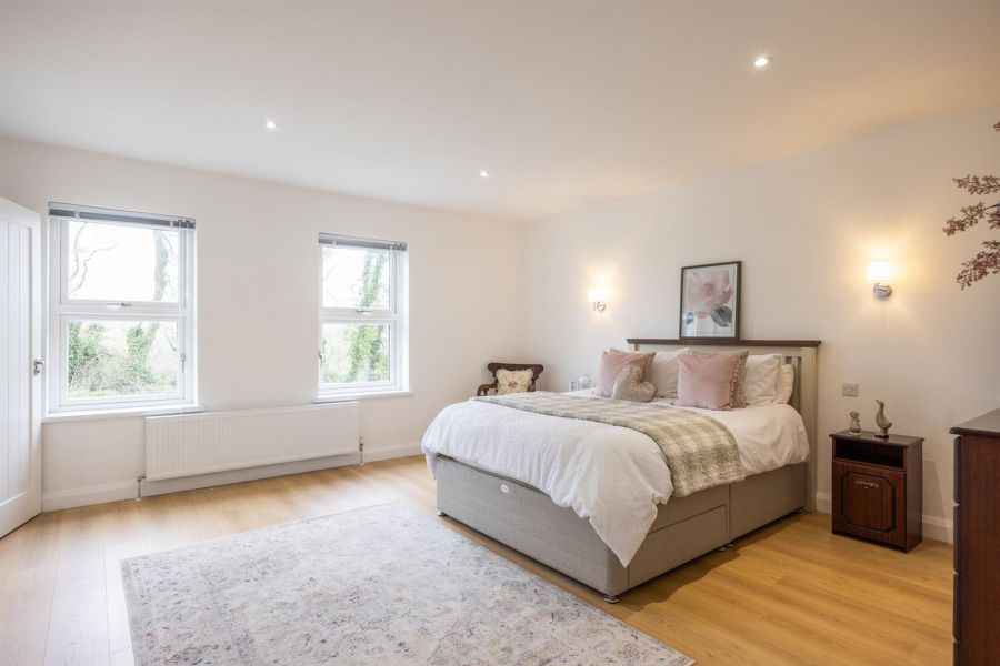 Hillside Cottage, 27A Craigarusky Road