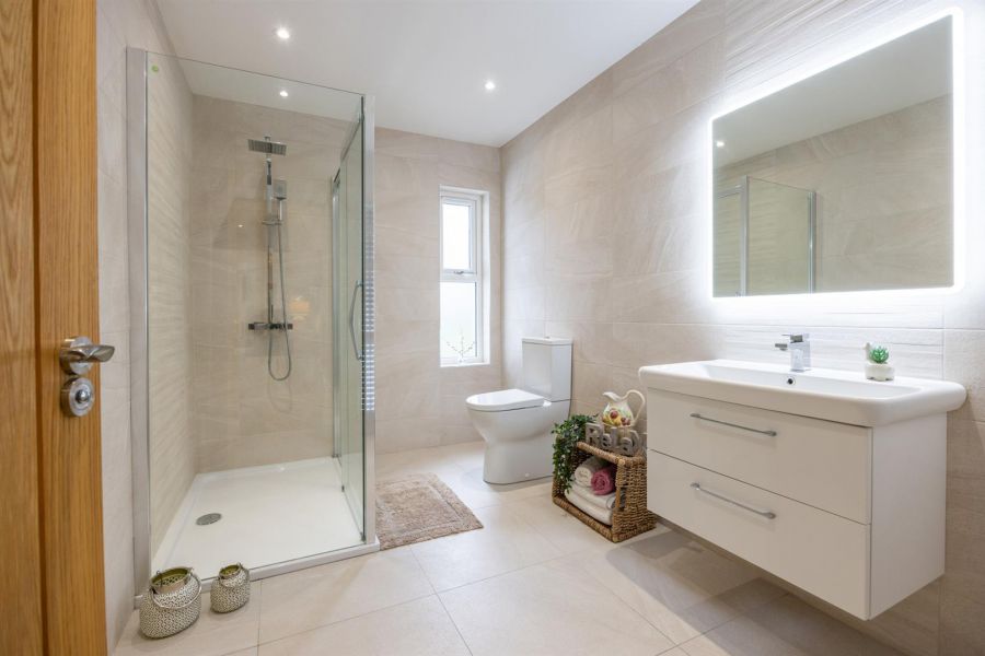 Hillside Cottage, 27A Craigarusky Road