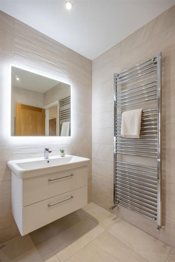 Hillside Cottage, 27A Craigarusky Road