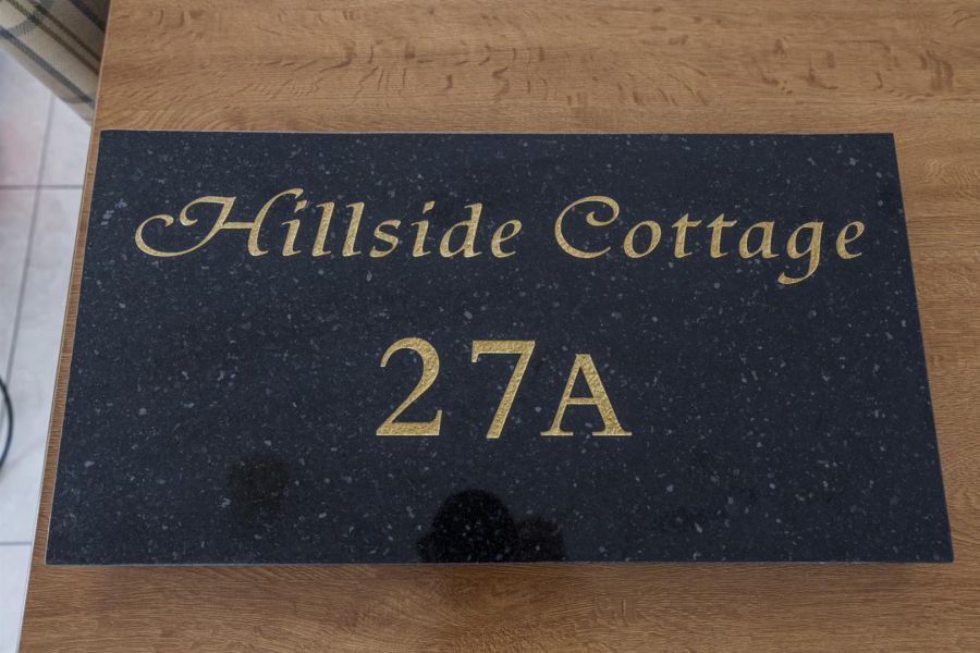 Hillside Cottage, 27A Craigarusky Road