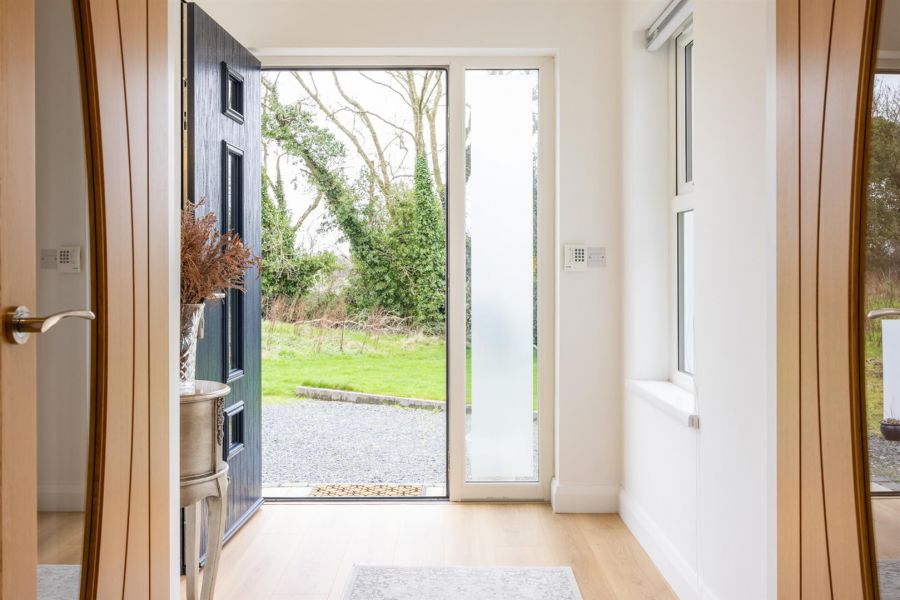 Hillside Cottage, 27A Craigarusky Road