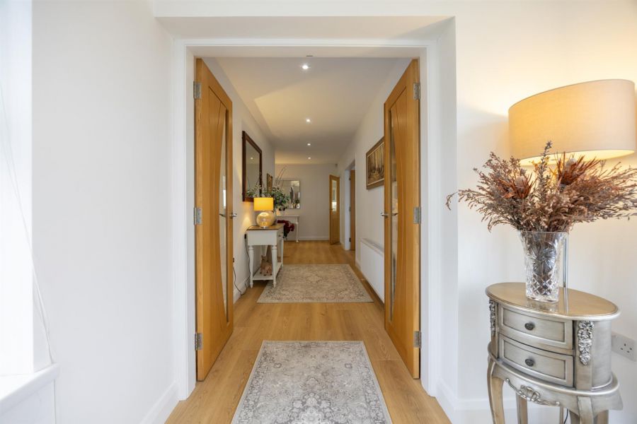 Hillside Cottage, 27A Craigarusky Road