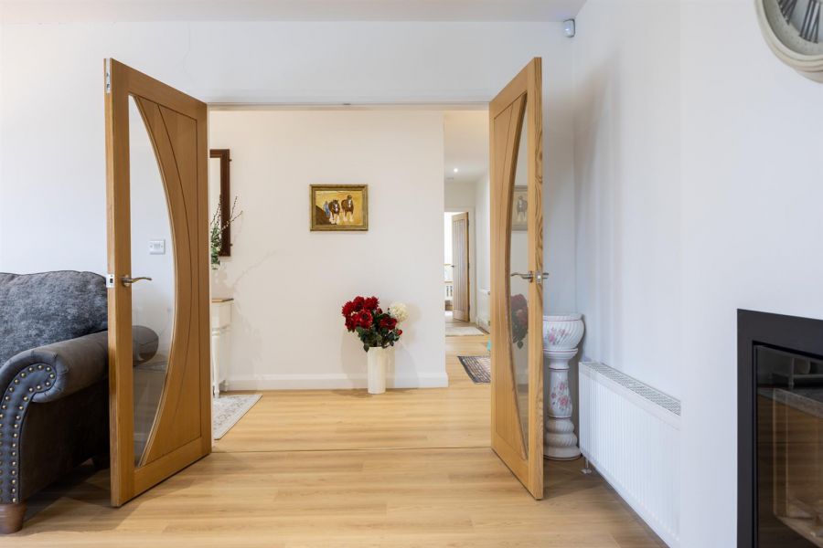 Hillside Cottage, 27A Craigarusky Road