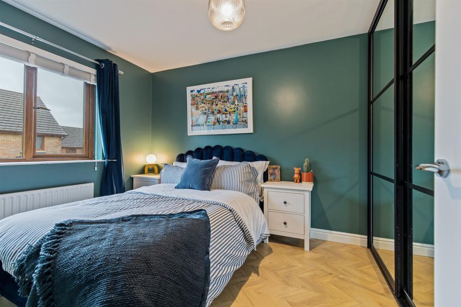 12 Stonebridge Drive