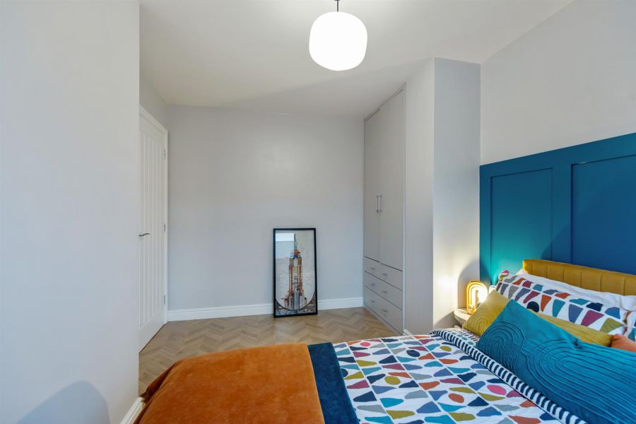 12 Stonebridge Drive