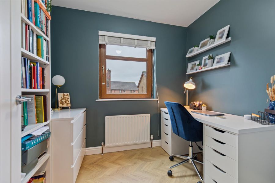 12 Stonebridge Drive