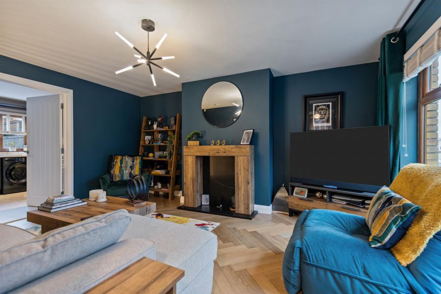 12 Stonebridge Drive