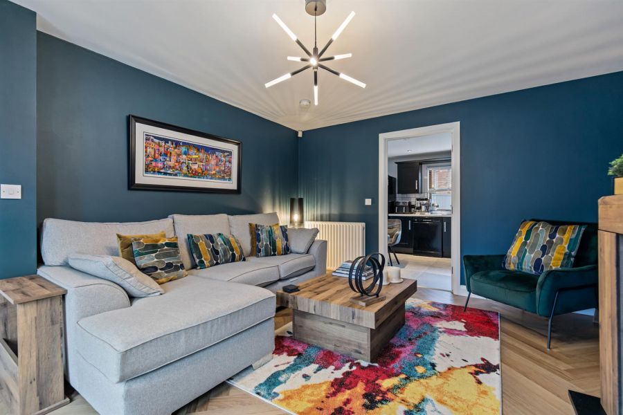 12 Stonebridge Drive