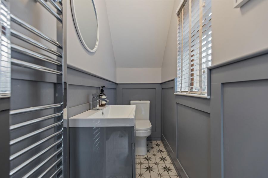 12 Stonebridge Drive