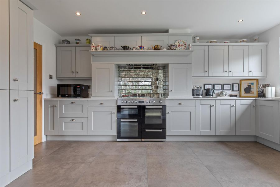 Cairnview, 120 Ballybarnes Road