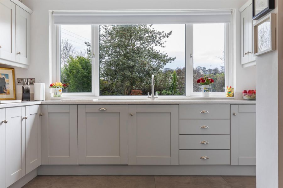 Cairnview, 120 Ballybarnes Road