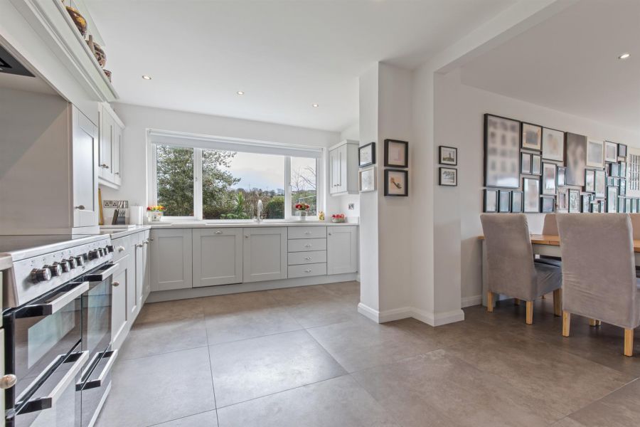 Cairnview, 120 Ballybarnes Road