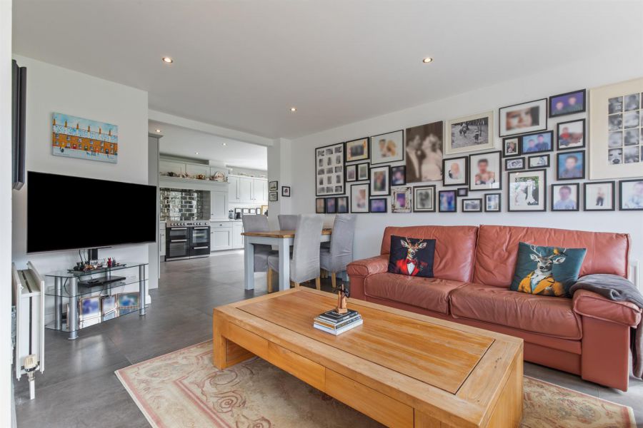 Cairnview, 120 Ballybarnes Road