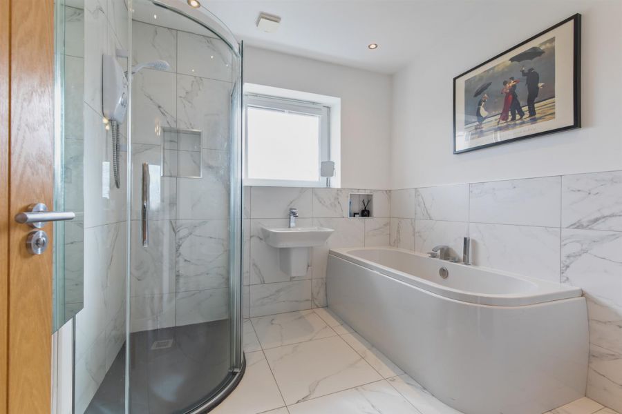 Cairnview, 120 Ballybarnes Road