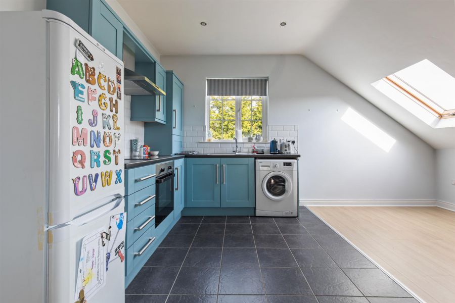 Apt 14 Danescourt, 116 Donaghadee Road