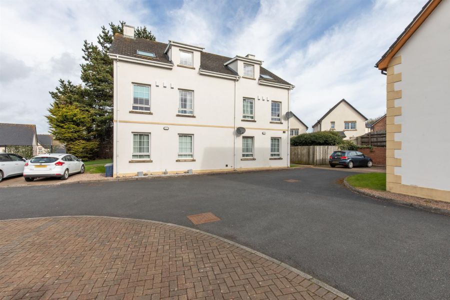 Apt 14 Danescourt, 116 Donaghadee Road
