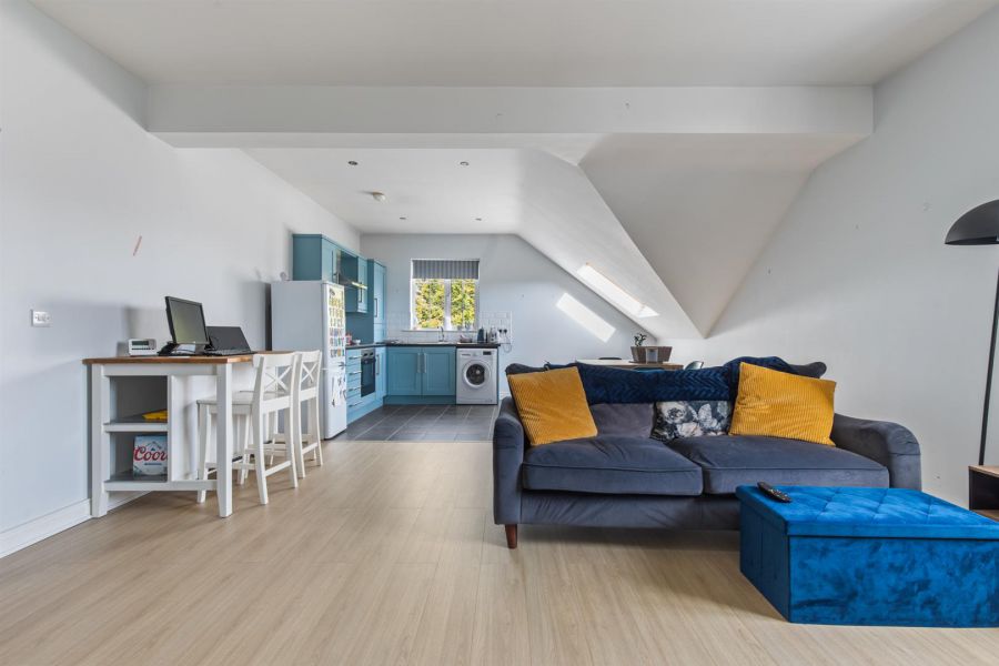 Apt 14 Danescourt, 116 Donaghadee Road