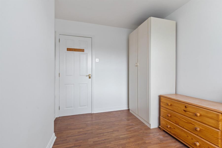 36 Whitethorn Avenue