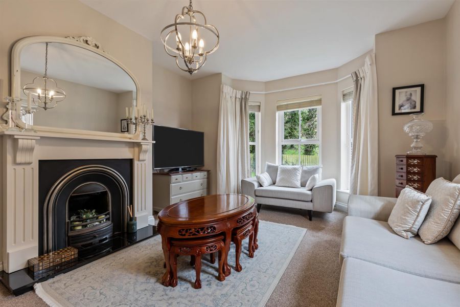 8 Tullynagardy Grove