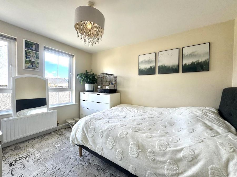 Apt 4 Exchange Court