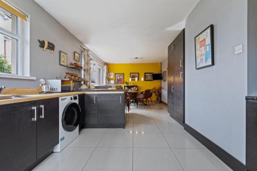 Victoria Lodge, 2B Victoria Road