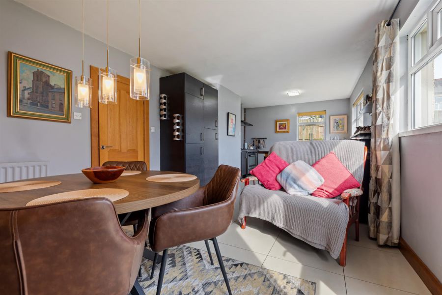 Victoria Lodge, 2B Victoria Road