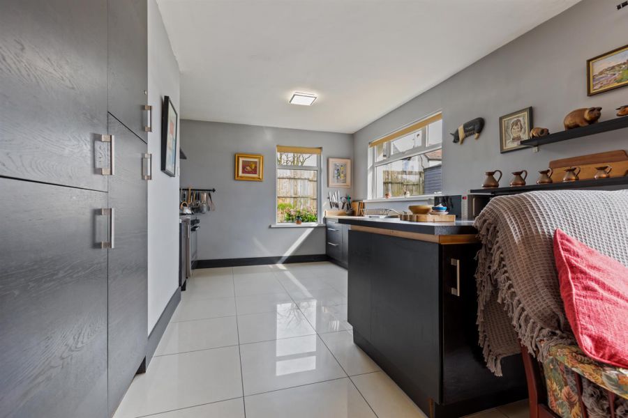 Victoria Lodge, 2B Victoria Road