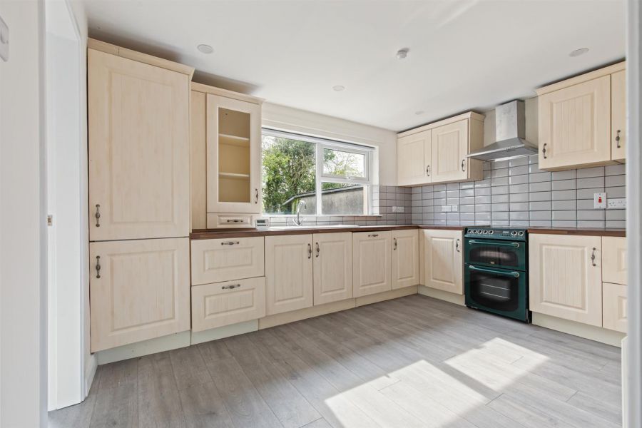 10 Thornleigh, Ringneill Road