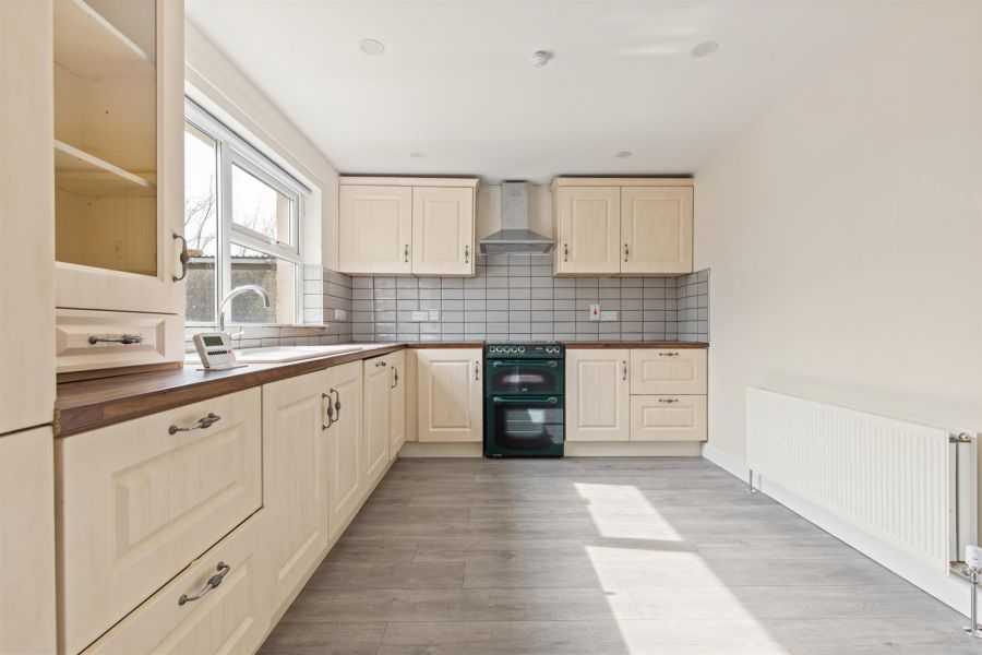 10 Thornleigh, Ringneill Road