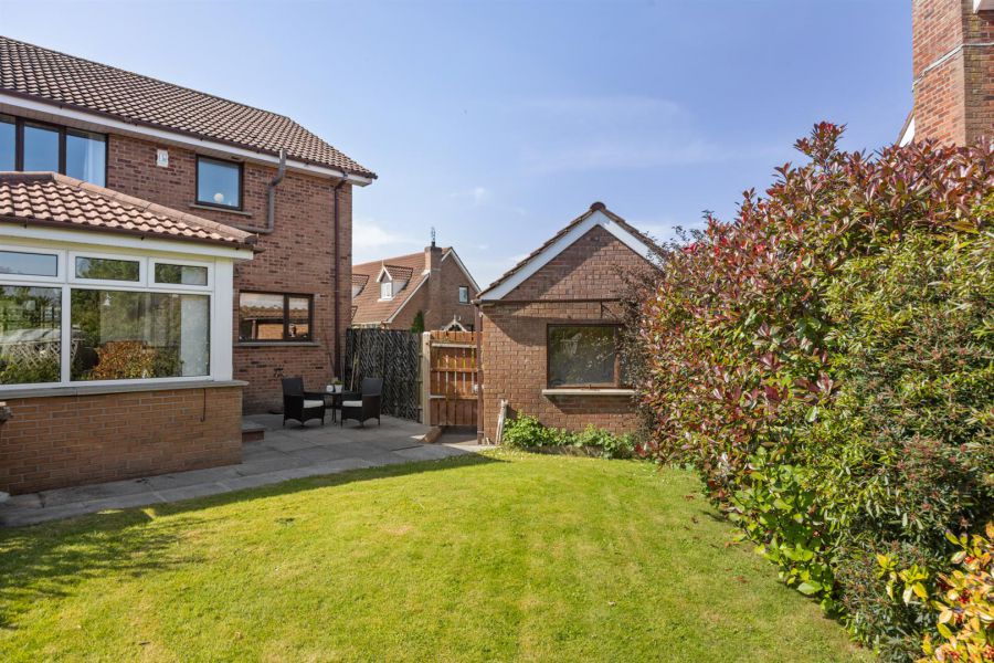 5 Cairndore Road