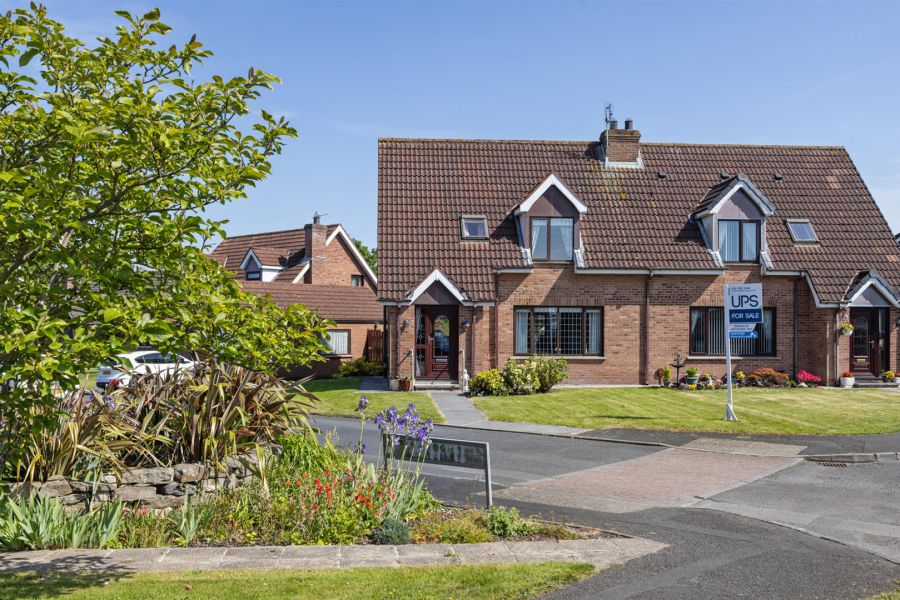 5 Cairndore Road